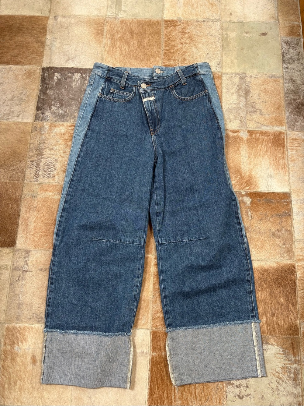 Closed Two-Tone Cuffed Wide Leg Jeans in Dark & Light Blue
